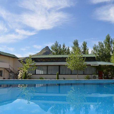 Crossway Camping Yeghegnadzor Dış mekan fotoğraf